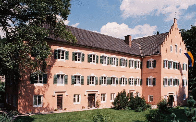 Front Schloss Hammel